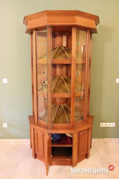 Ekskluzywna witryna na wino drewno szkło Góra