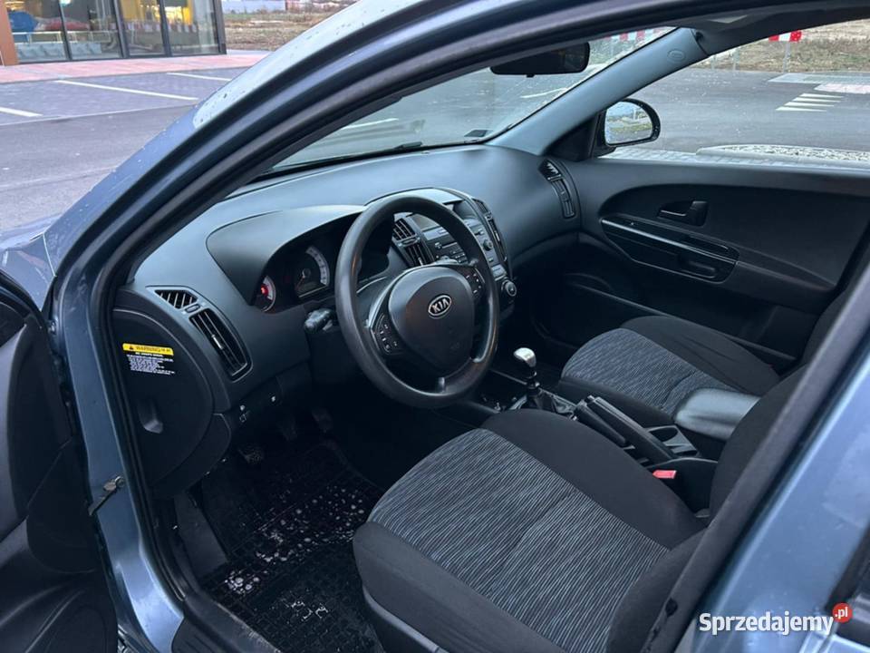 Kia Ceed 20 Diesel 140 2009 r świeżo przeglądzie 140KM Strzegom