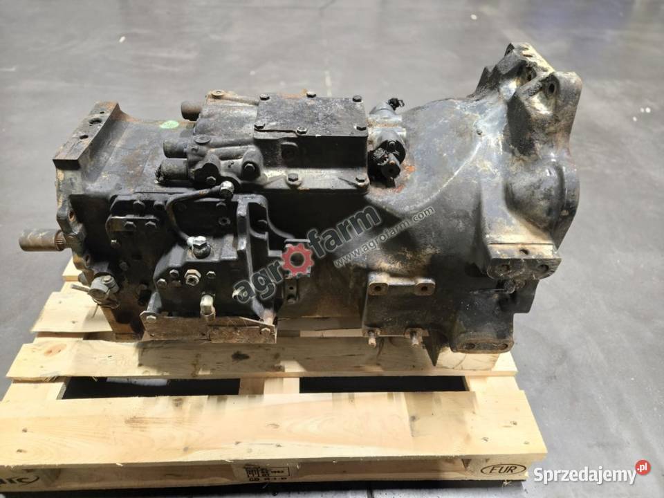 Skrzynia biegów Holland T6070 T6050 T6040 Byków sprzedam