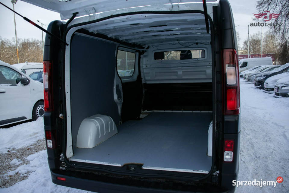 Opel Vivaro R E Z E R W A C J A 179986km Warszawa