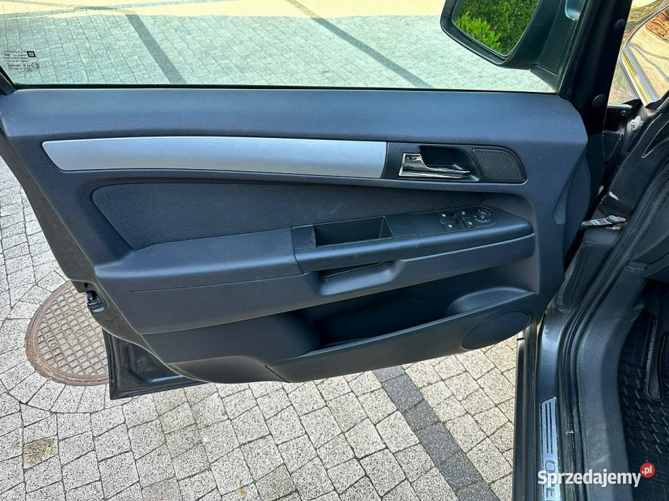 Opel Zafira Opel Zafira B 17CDTI 125 7Osobowa ABS dolnośląskie Wrocław
