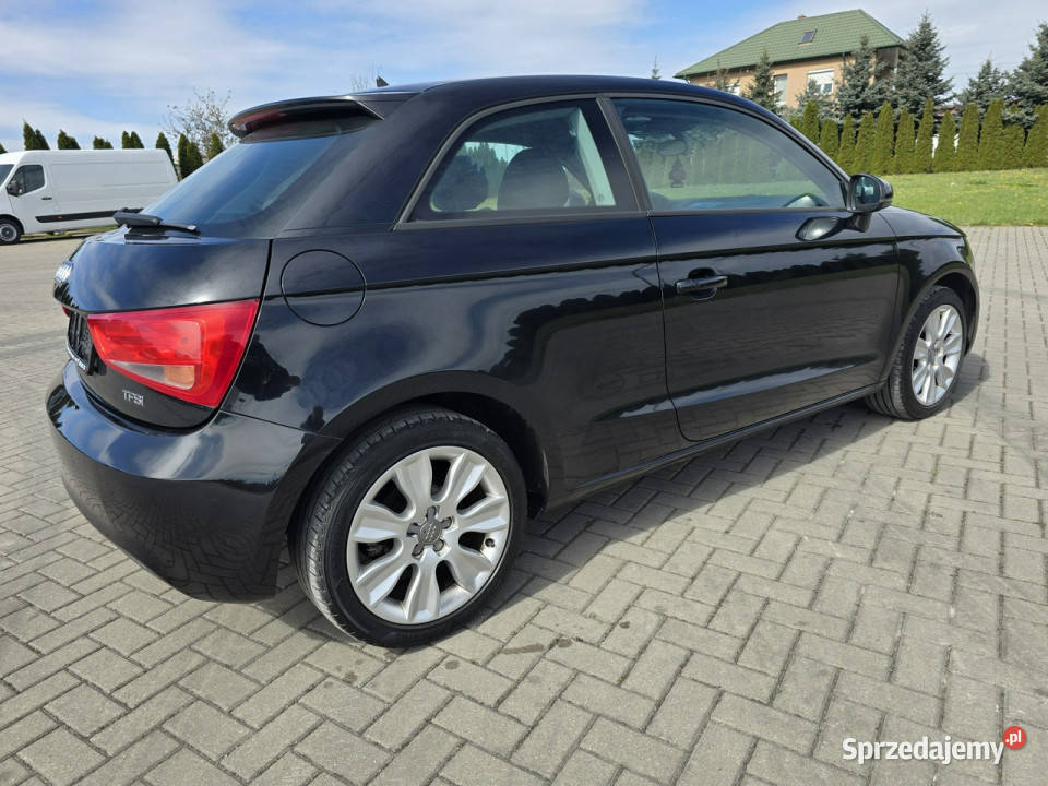 Audi A1 3drzwiowe 12Turbo Benz wspomaganie kierownicy łódzkie sprzedam