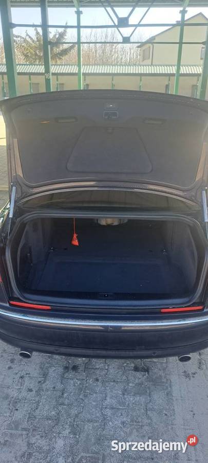 Audi A8 D3 37 quattro