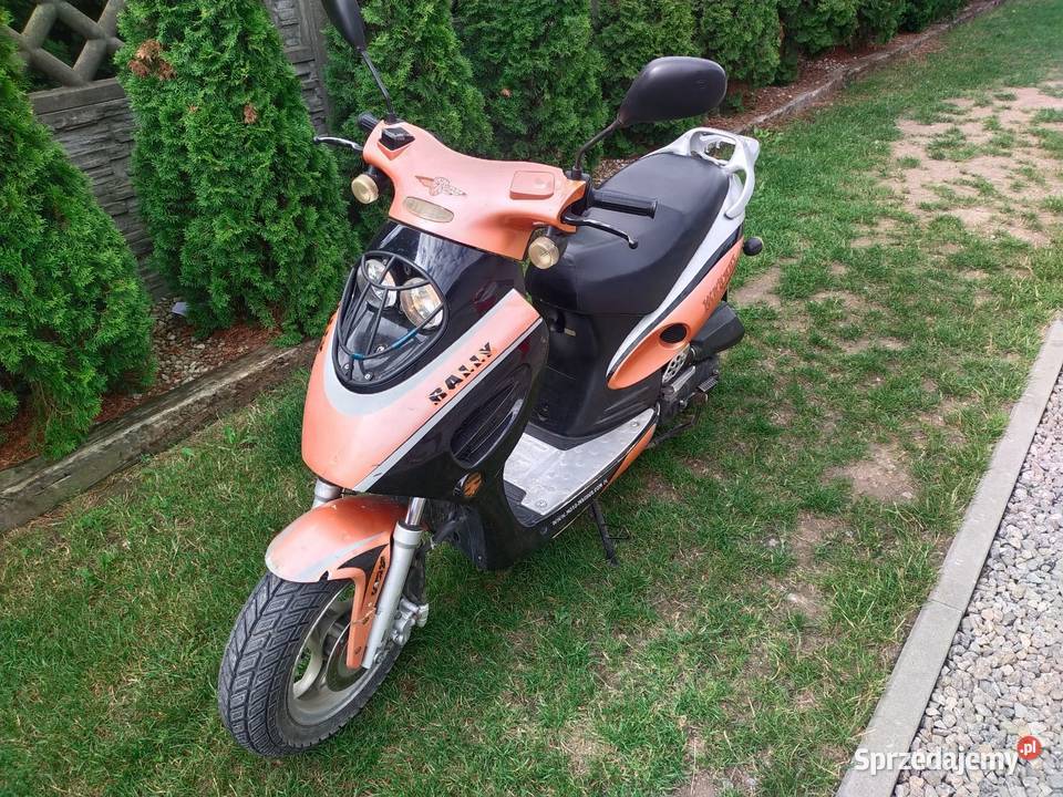 Skuter 50 4T zarejestrowany 40000km Moto Magnus mazowieckie Radom