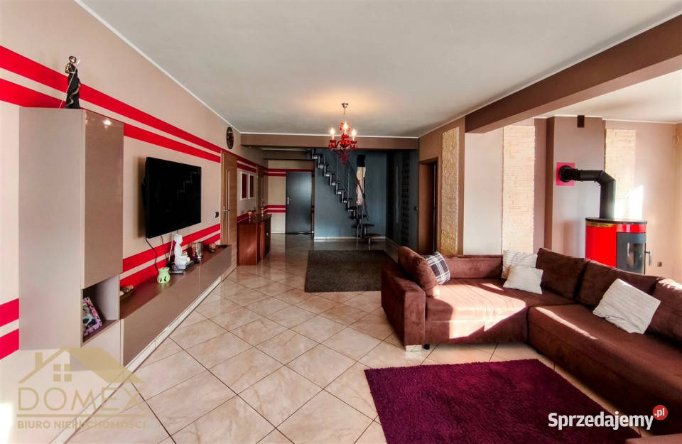 sprzedaży domu wolnostojącego 3075m2 Pierściec