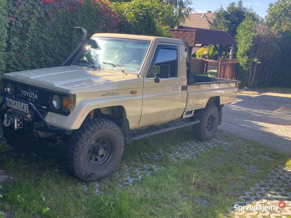 LANDCRUISER PICK UP 30 KZJ Z KLIMATYZACJĄ I Wiśniowa sprzedam