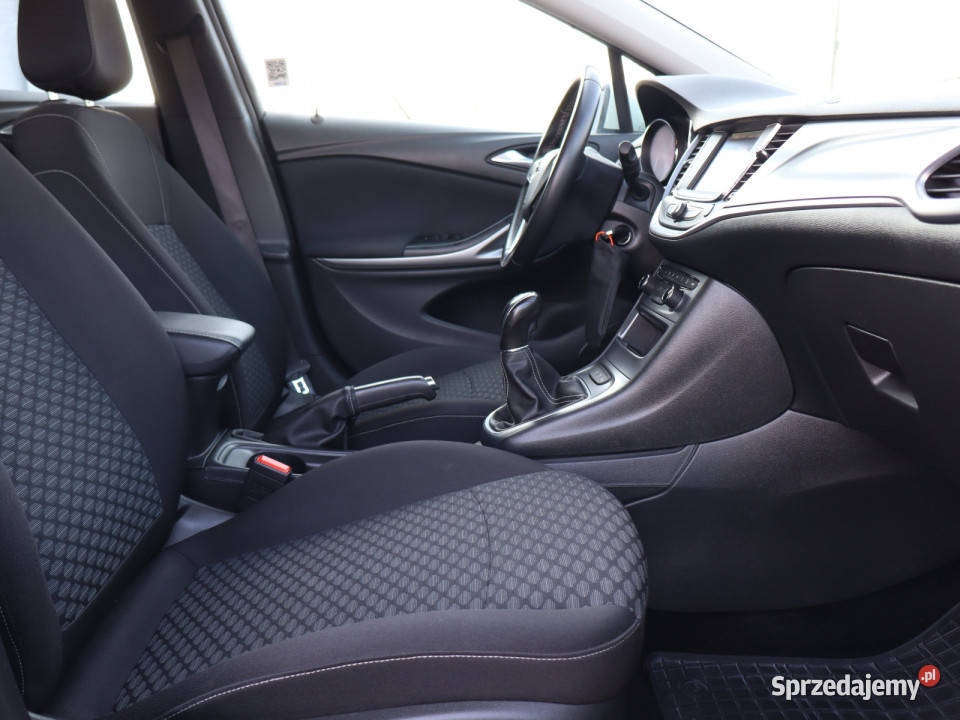 Opel Astra 12 Turbo 107KM dolnośląskie Bielany Wrocławskie