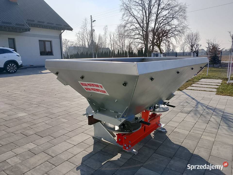 Rozsiewacz nawozu Demarol 800 L dwutarczowy podkarpackie Rzeszów