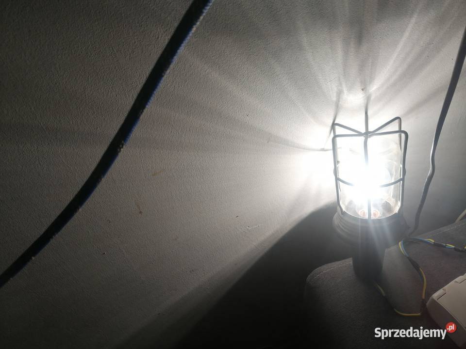 Sprzedam Lampe Z Włącznikiem Barlinek