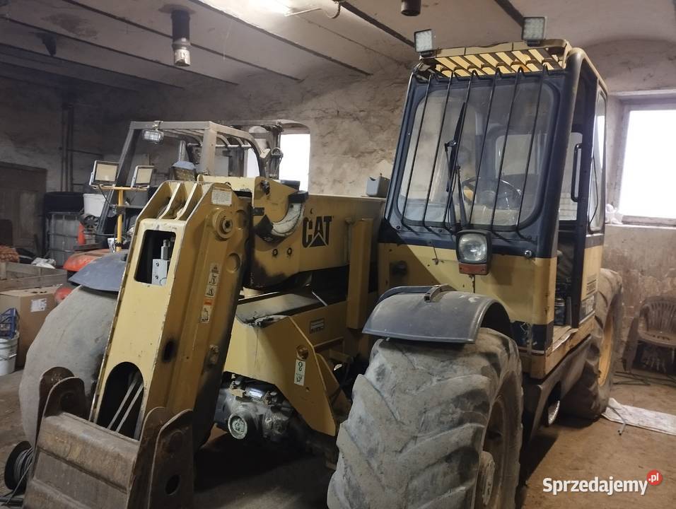 Ładowarka teleskopowa Catapilar Th62 Świebodzice