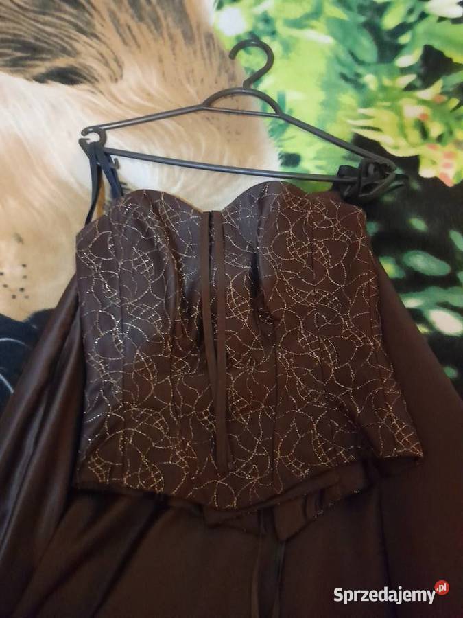 Sprzedam spódnicę z gorsetem plus szal Rozmiar 40(L) świętokrzyskie
