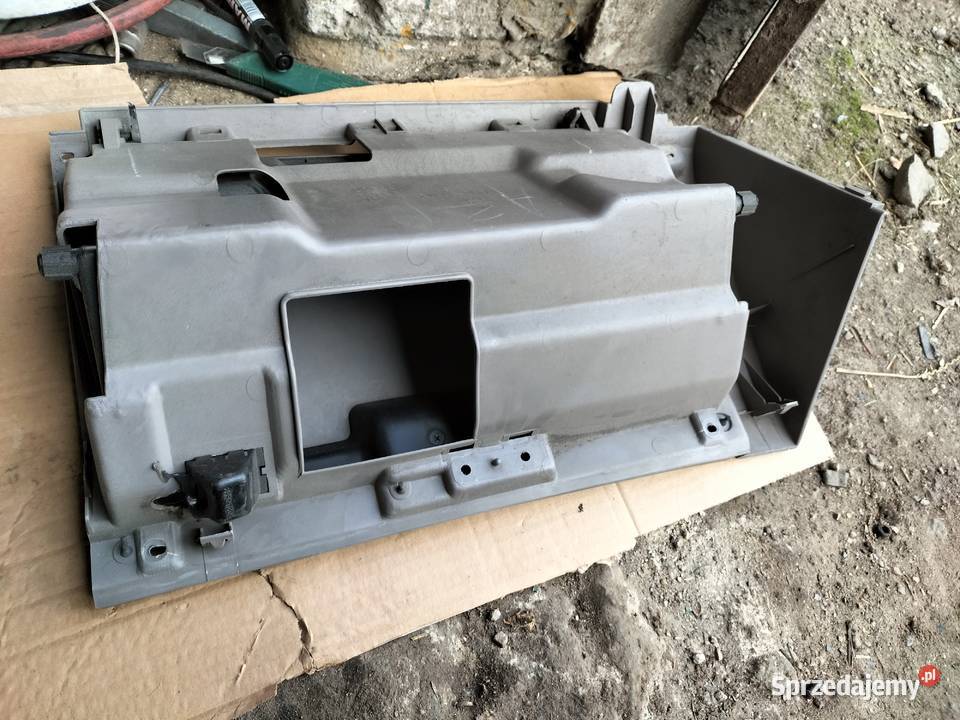 NISSAN PRIMERA P11 P 11 LIFT SCHOWEK PASAŻERA Kamień-Kolonia