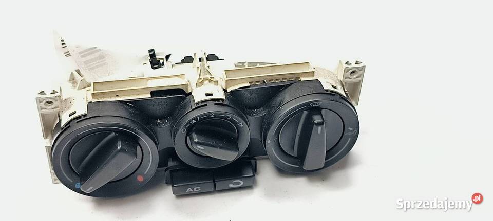 PANEL KLIMATYZACJI SKODA OCTAVIA I LIFT osobowe Lipno sprzedam