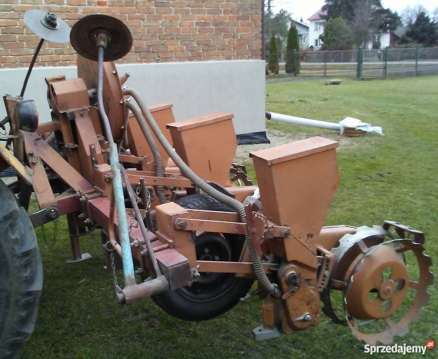 Sprzedam siewnik do kukurydzy 4rzędowy podkarpackie Niziny sprzedam