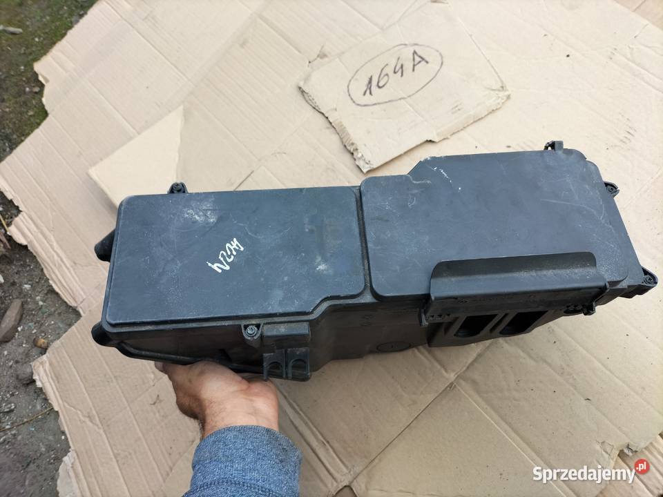 Mercedes W210 OBUDOWA SKRZYNKI BEZPIECZNIKÓW