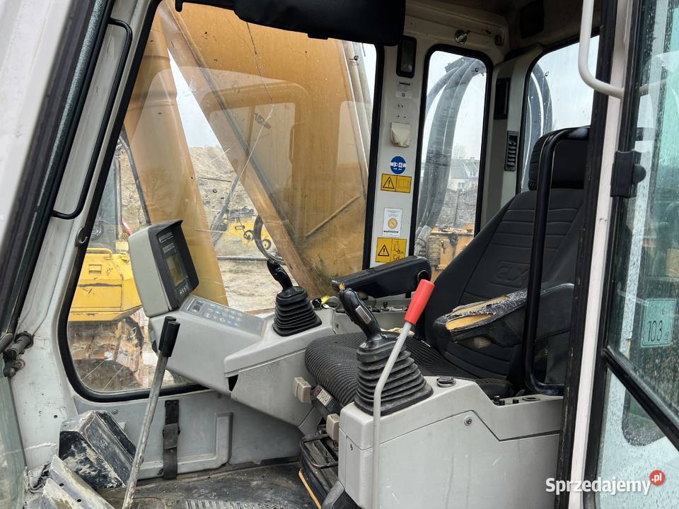 Sprzedam koparkę gąsienicową LIEBHERR 924 LONG Rok produkcji 2004 Gdańsk sprzedam