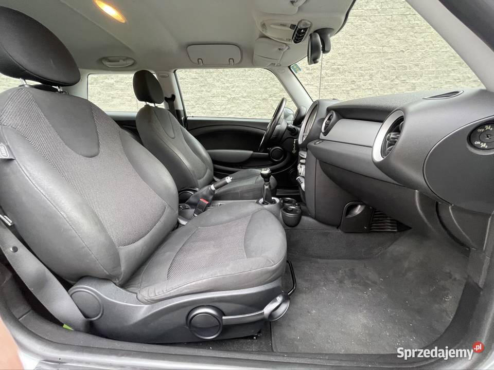 Mini Cooper R56 16 benzyna 120 6 biegów 2x kpl nieuszkodzony Będzin