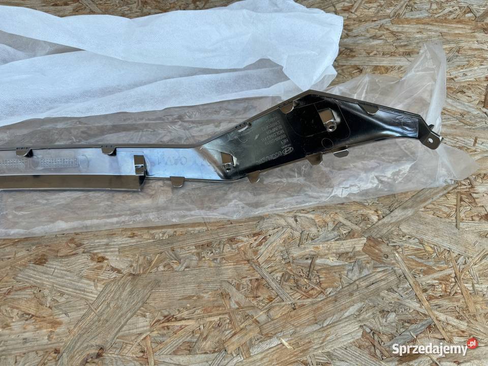 Listwa chrom zderzaka przód środkowy hyundai Sieraków