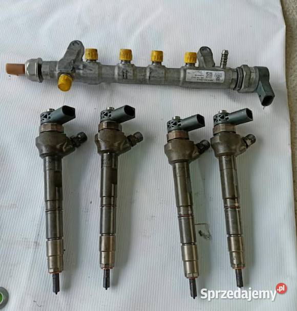 4X Wtryskiwacz Bosch 0445110369 03L130277J AUDI Jasło