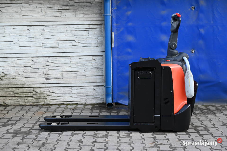 Paleciak elektryczny Toyota BT LPE 200 2000 2016 Częstochowa