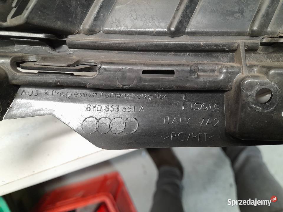 AUDI A3 8Y0 GRILL ATRAPA CHŁODNICY PDC Goleniów sprzedam