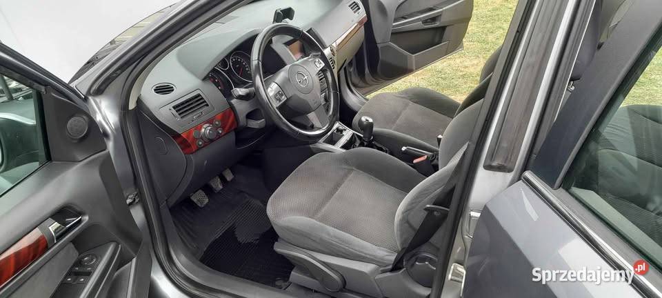 Opel Astra H 17 CDTI Isuzu klima 100KM Gostynin