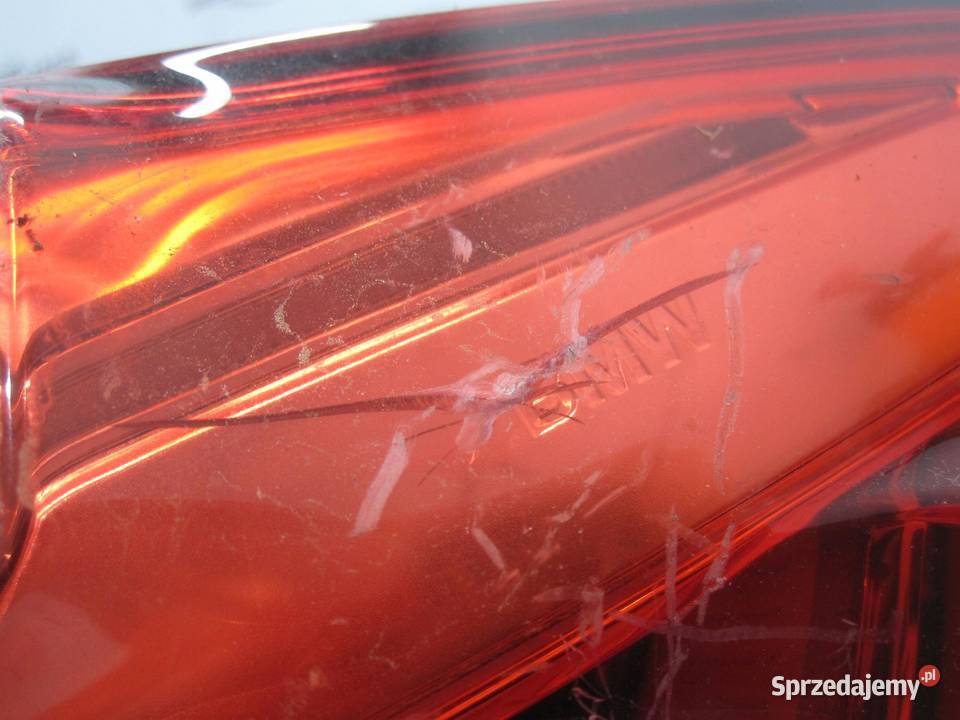 BMW F10 LIFT lampa prawy tył 18408002 świętokrzyskie