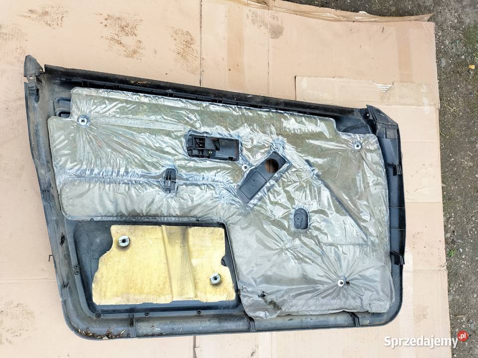 AUDI 80 B3 80B3 80B4 80 B4 BOCZEK DRZWI PRAWY lubelskie Kamień-Kolonia