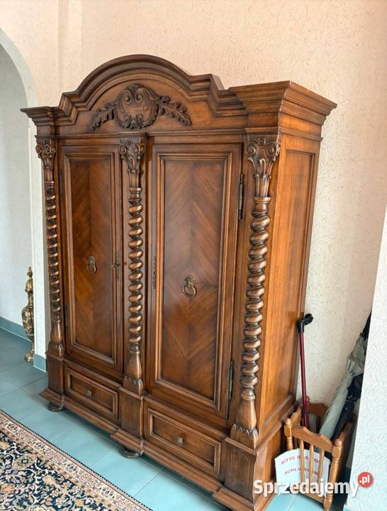 Stara drewniana szafa z litego drewna Otmuchów sprzedam