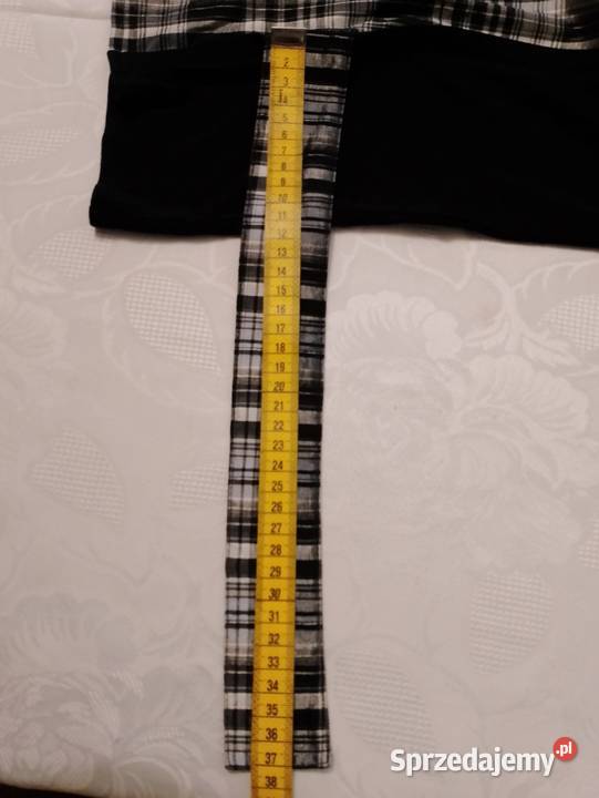 CZARNA bluzka z długimi rękawami i biało czarną długi Oborniki sprzedam