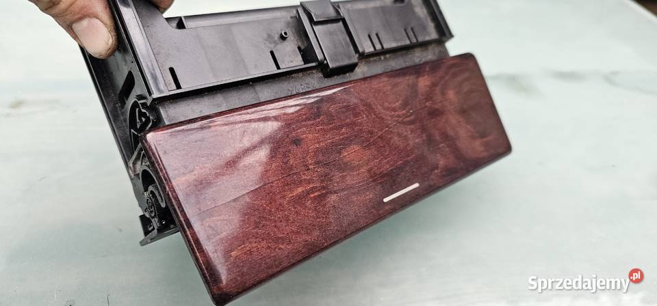 Schowek pod radio mercedes w210 clasic Zbąszyń