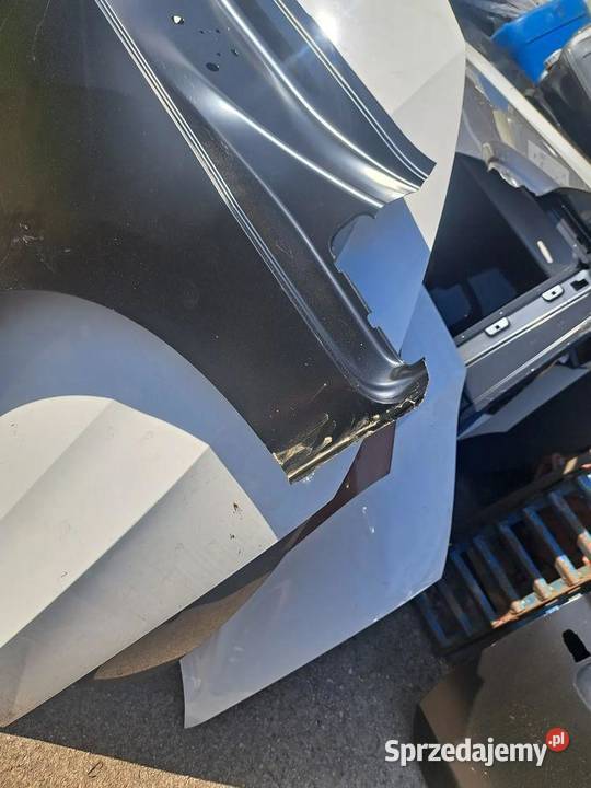 Błotnik prawy tył tylny 9808185980 Toyota Proace osobowe dolnośląskie