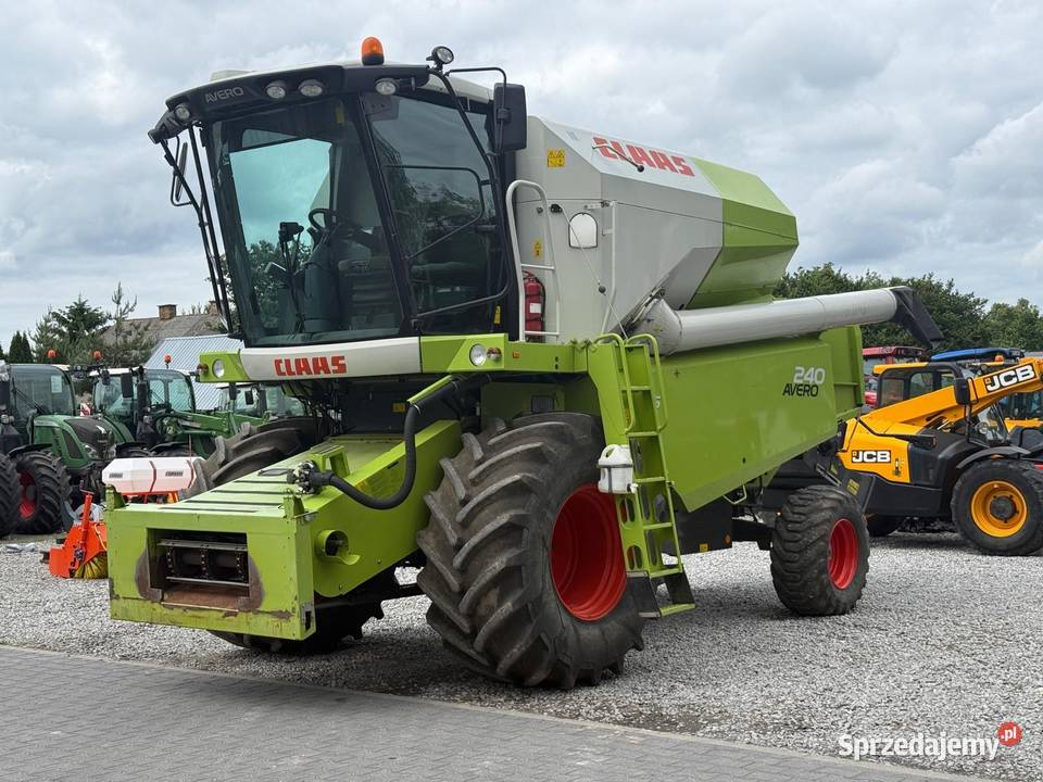 Kombajn zbożowy Claas Avero 240 APS podlaskie Zambrów sprzedam