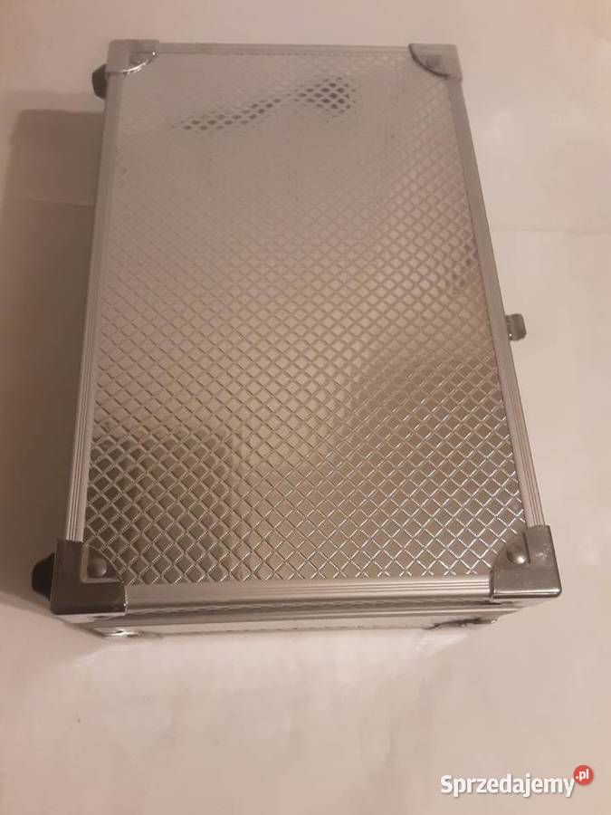 KUFEREK KOSMETYCZNY Szczecinek