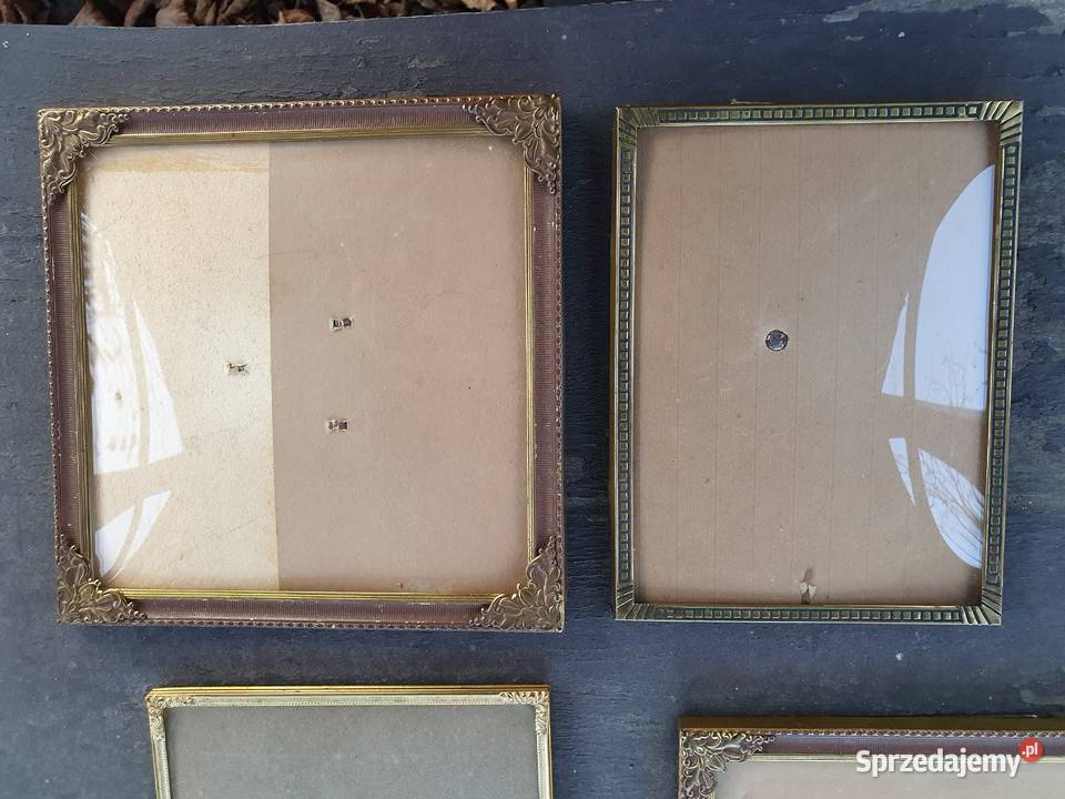 Stare ramki z wypukłym szkłem Myszków