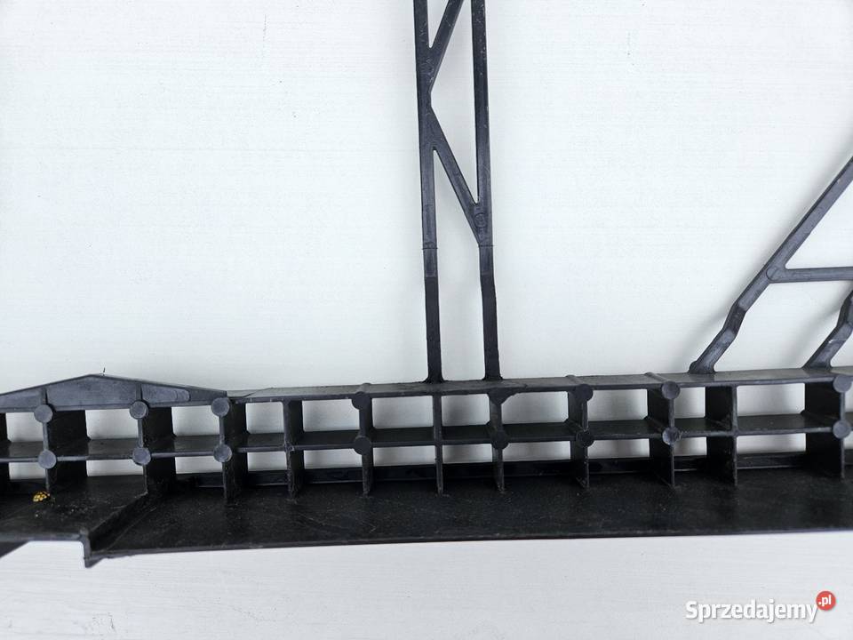 VOLVO XC60 II RAMKA CHŁODNICY 31684241 Międzychód