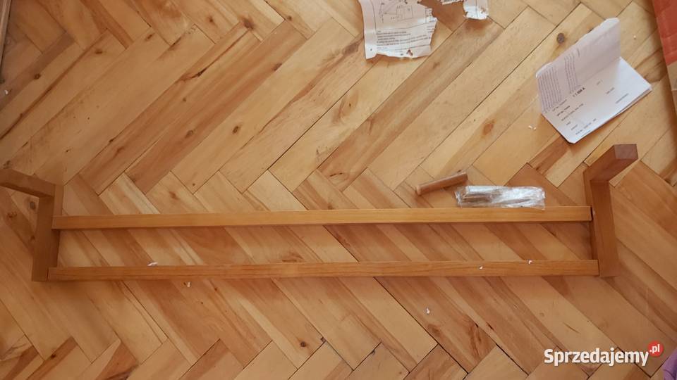 Wieszak ścienny z pięknego drewna Zgierz