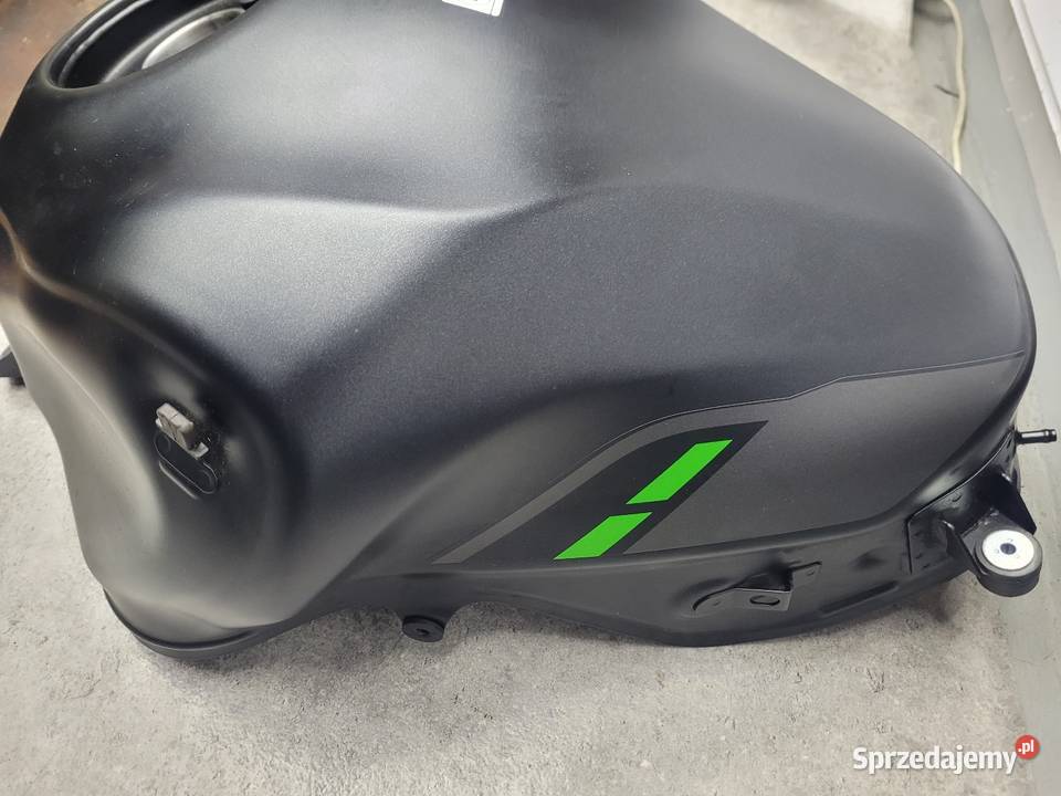 Kawasaki Z 900 Z900 2025 zbiornik paliwa bak wielkopolskie