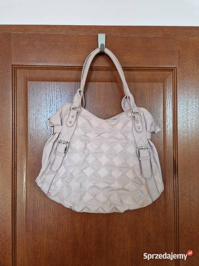 Torebka damska na ramię kolor pudrowy róż małopolskie Bibice