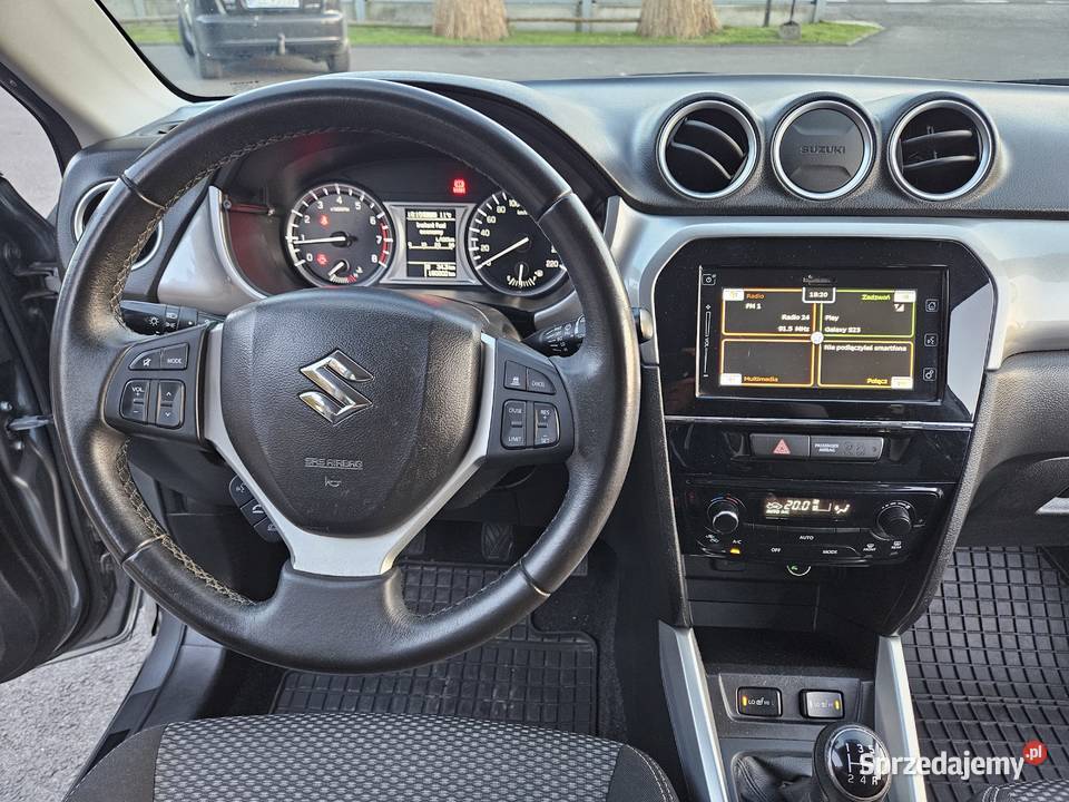 Suzuki Vitara 2016 napęd 4x4 16 120 salon Polska gniazdo USB podkarpackie Rzeszów