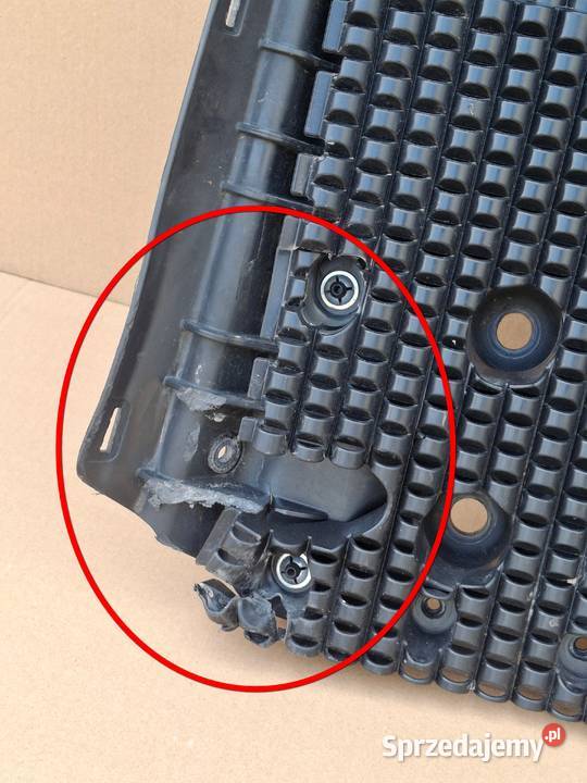 SCANIA R S BŁOTNIK PODKABINOWY NADKOLE PRZÓD Bieleń sprzedam