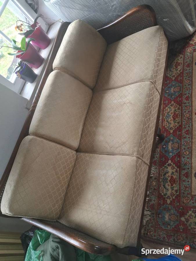 ZABYTKOWA SOFA Z DWOMA FOTELAMI WIKLINOWO