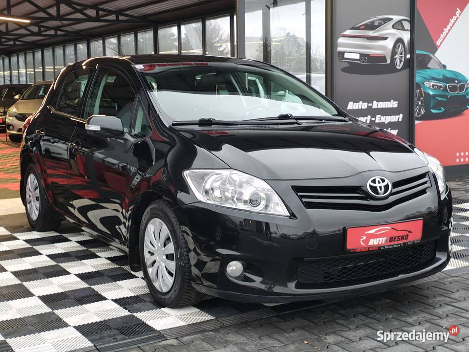 Toyota Auris 14D4D Zadbana manualna Auris sprzedam