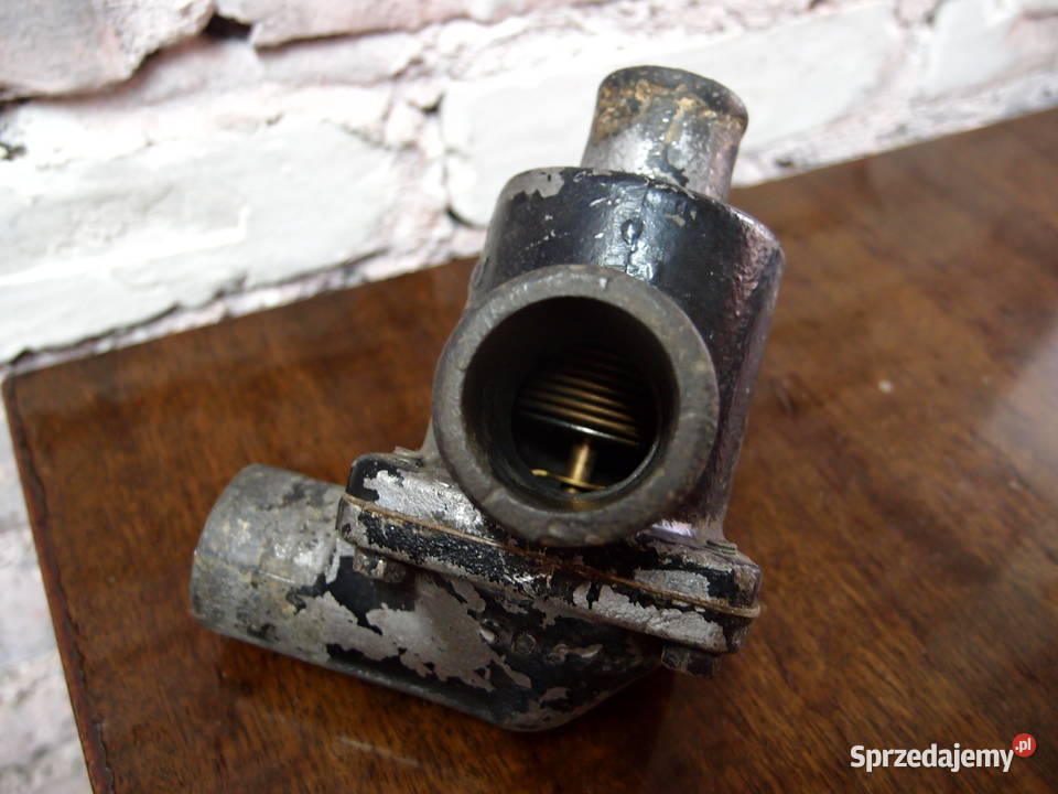 Pokrywa obudowa termostat Ursus produkcja ZMU Łódź