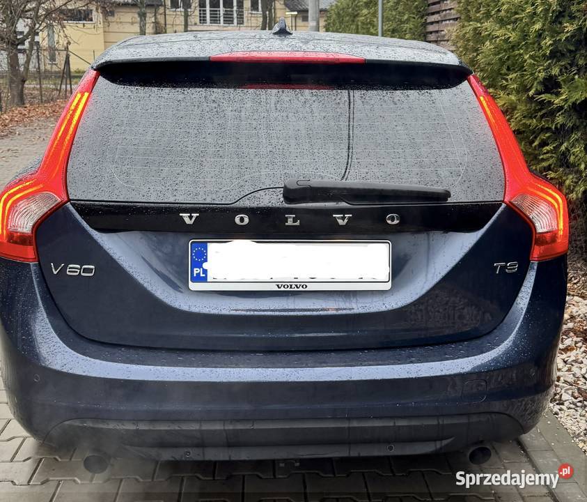 Volvo V60 T3 Momentum nawigacja mazowieckie Milanówek