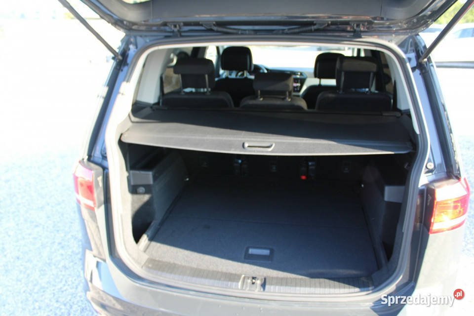 Volkswagen Touran EVO Comfortline DSG netto lakier metallic Warszawa