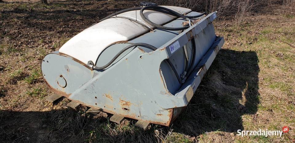 Zamiatarka 2x uszkodzony Jędrzejów