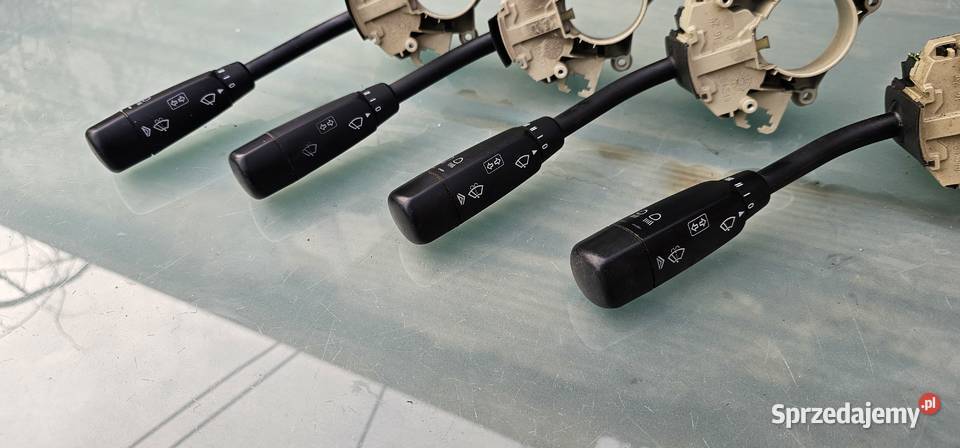 Przełącznik kierunkowskazów manetka mercedes