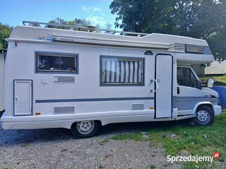 Kamper Hobby 6 osób alkowa Rok produkcji 1992 Kampery dolnośląskie Jelenia Góra