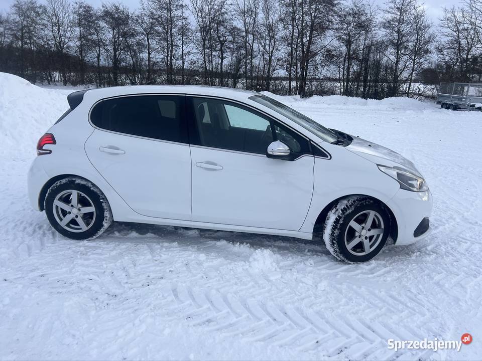 Peugeot 208 16 bluehdi 2017 260 tkm Leszno